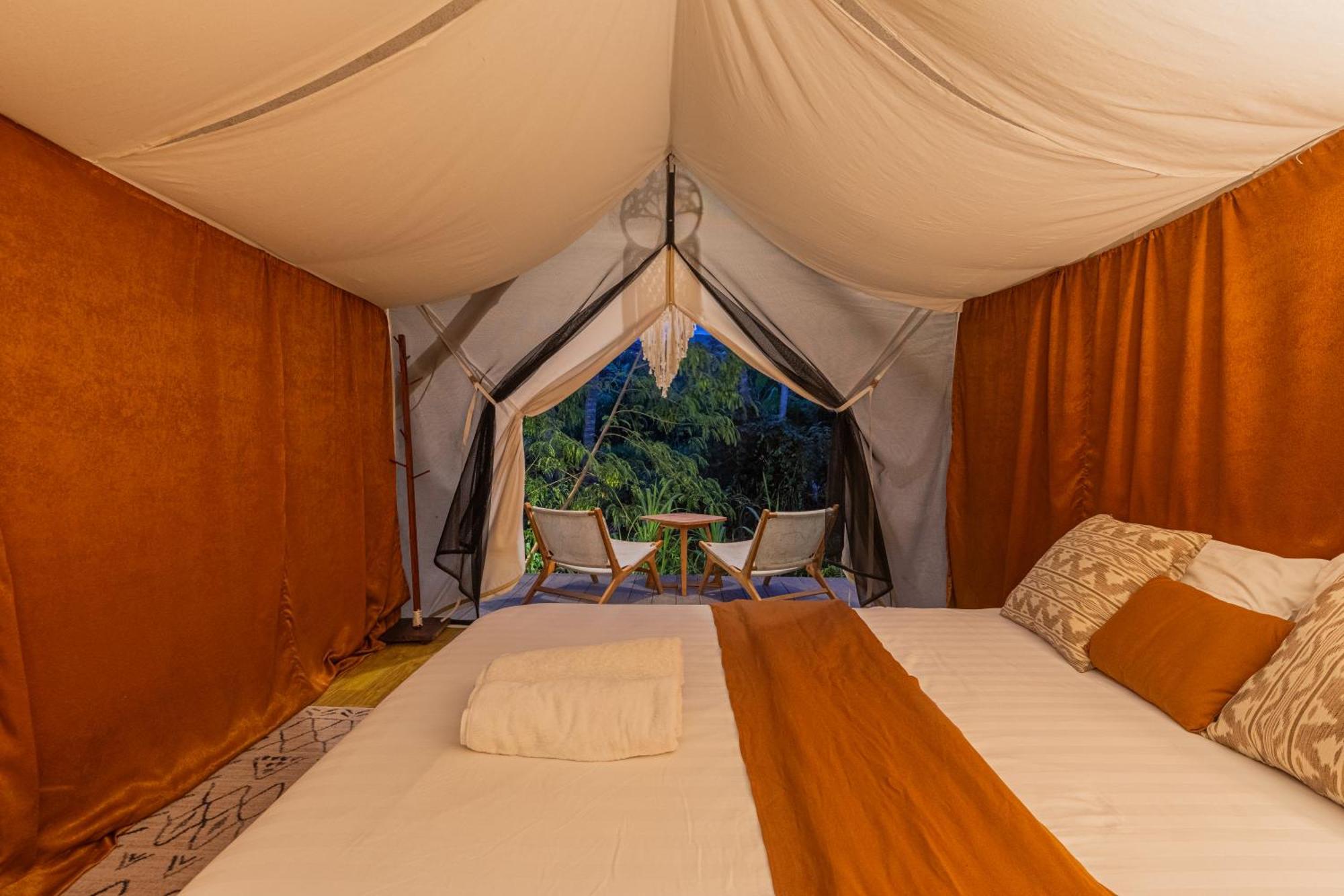Camani Glamping Hotel Karangasem  Exterior photo